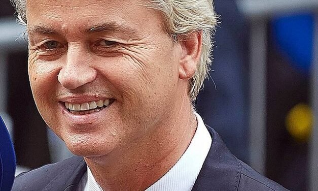 Dutch Far-Right Leader Wilders Risks Coalition Collapse with Exit Threat